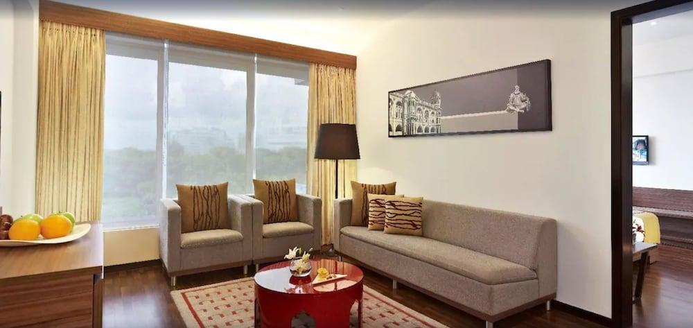 ホテル ビバンタ コルカタ Em バイパス エクステリア 写真 A living room