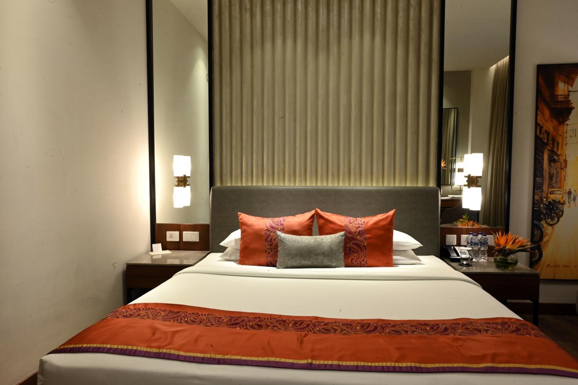 ホテル ビバンタ コルカタ Em バイパス エクステリア 写真 A room at the Taj Bengal