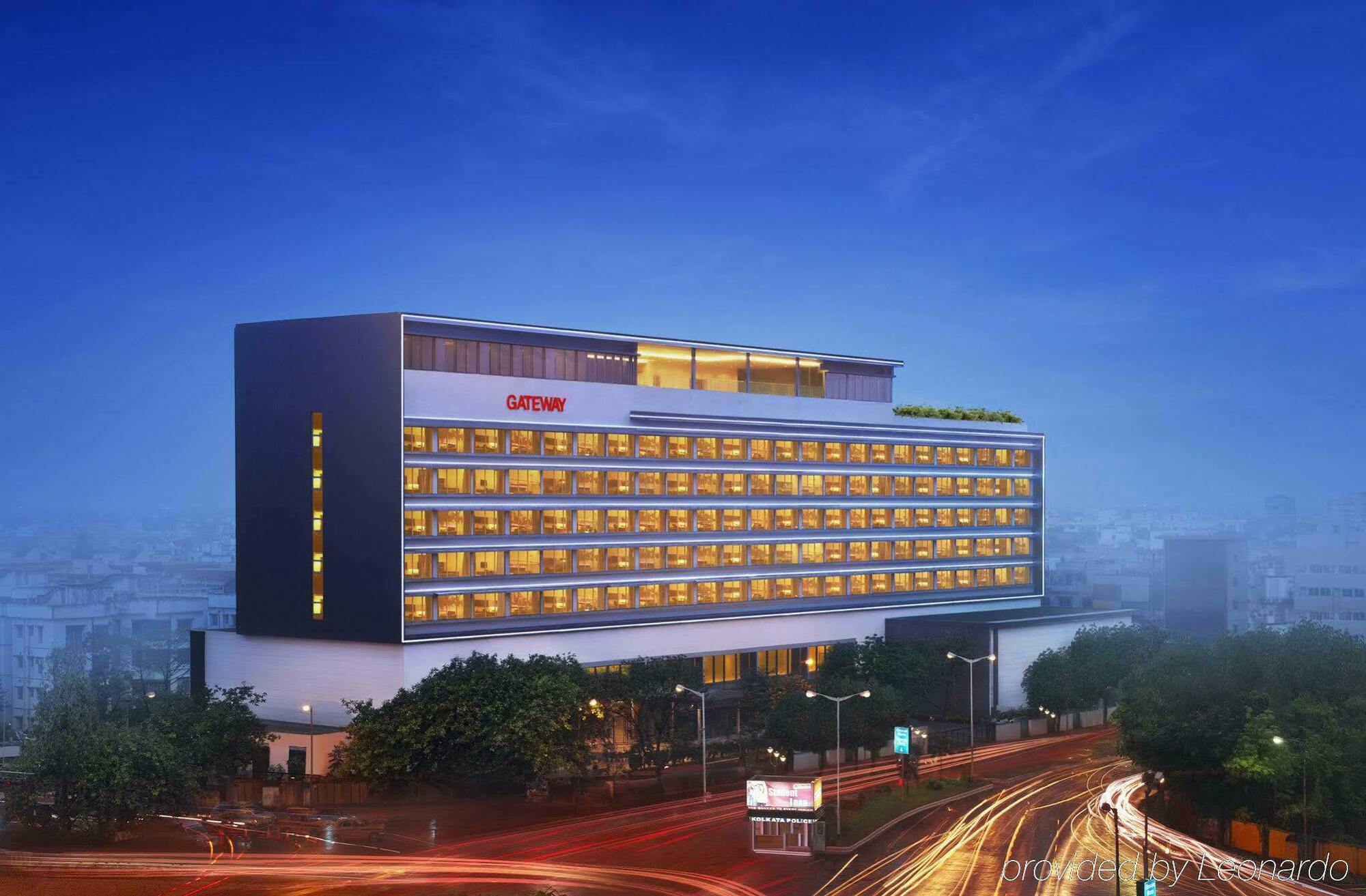 ホテル ビバンタ コルカタ Em バイパス エクステリア 写真 Hilton Nanjing